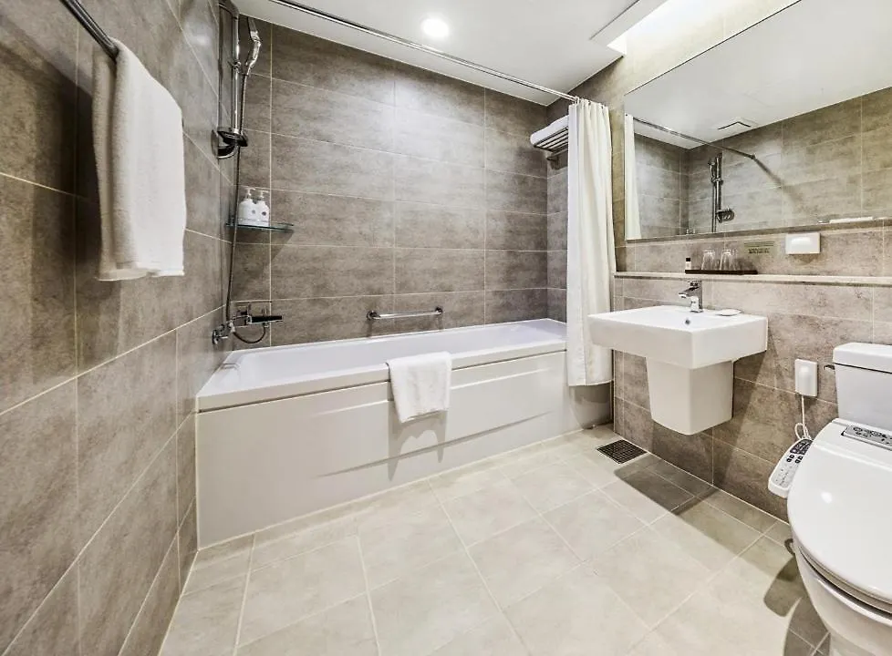 Hotel Haeundae Wide Ocean View & Residence Busan