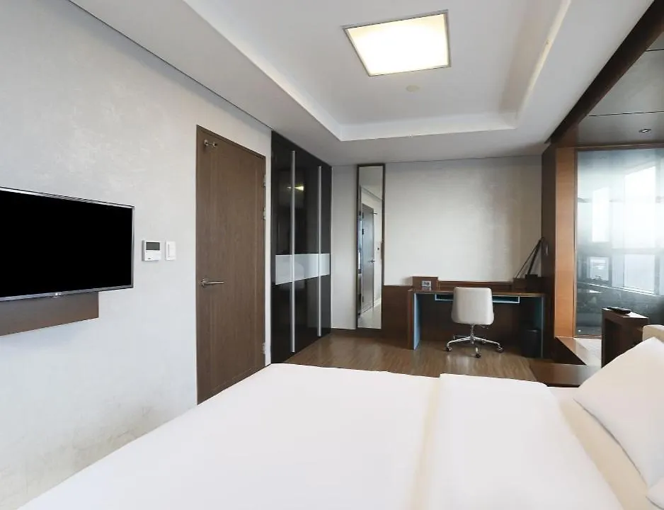 Haeundae Wide Ocean View & Residence Busan